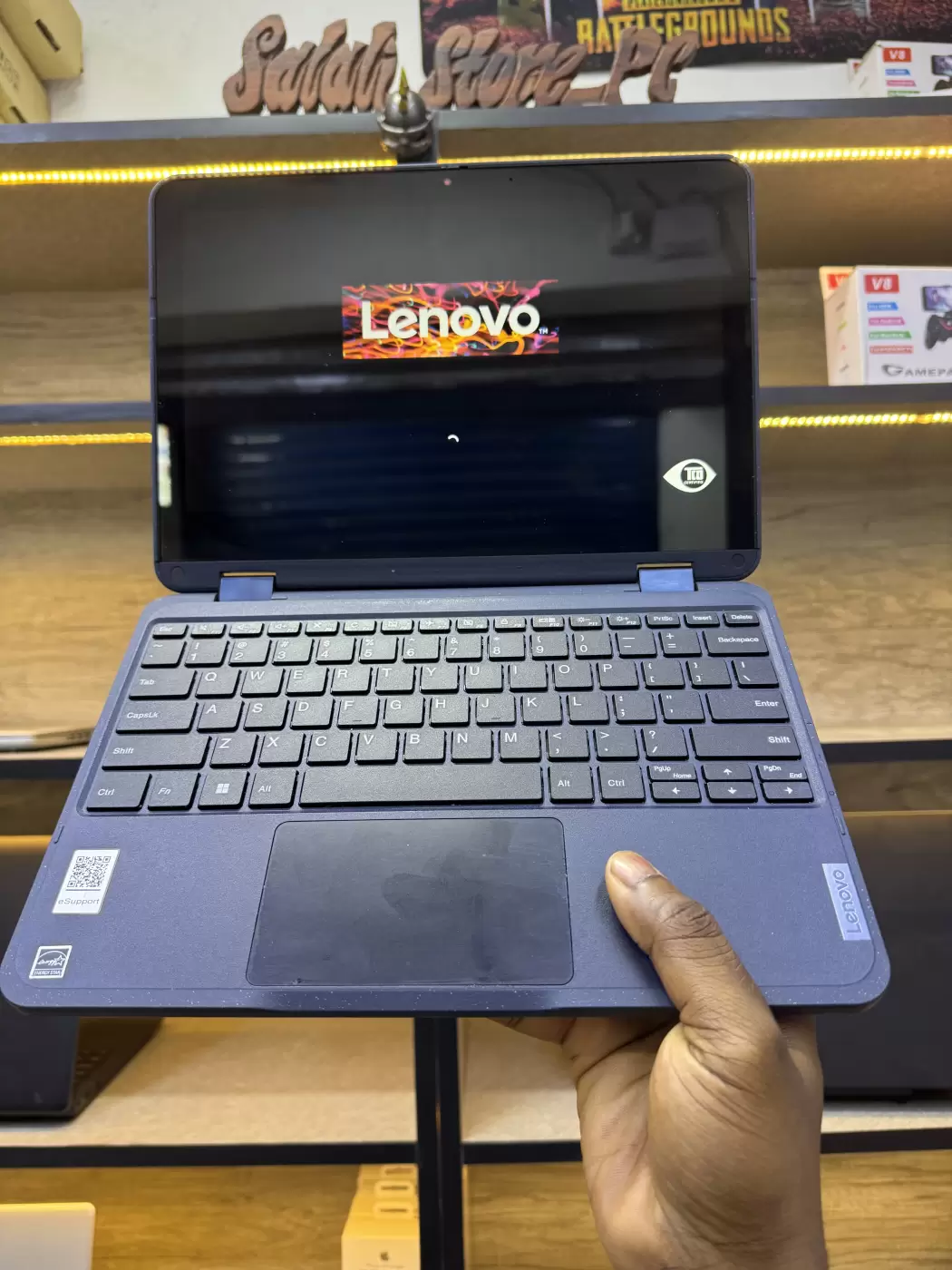 Lenovo 500w Gen 3 (Intel) 8/128