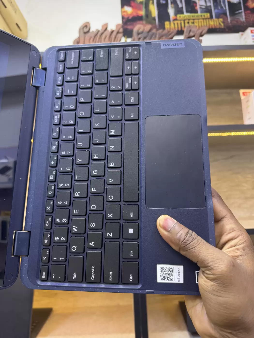 Lenovo 500w Gen 3 (Intel) 8/128