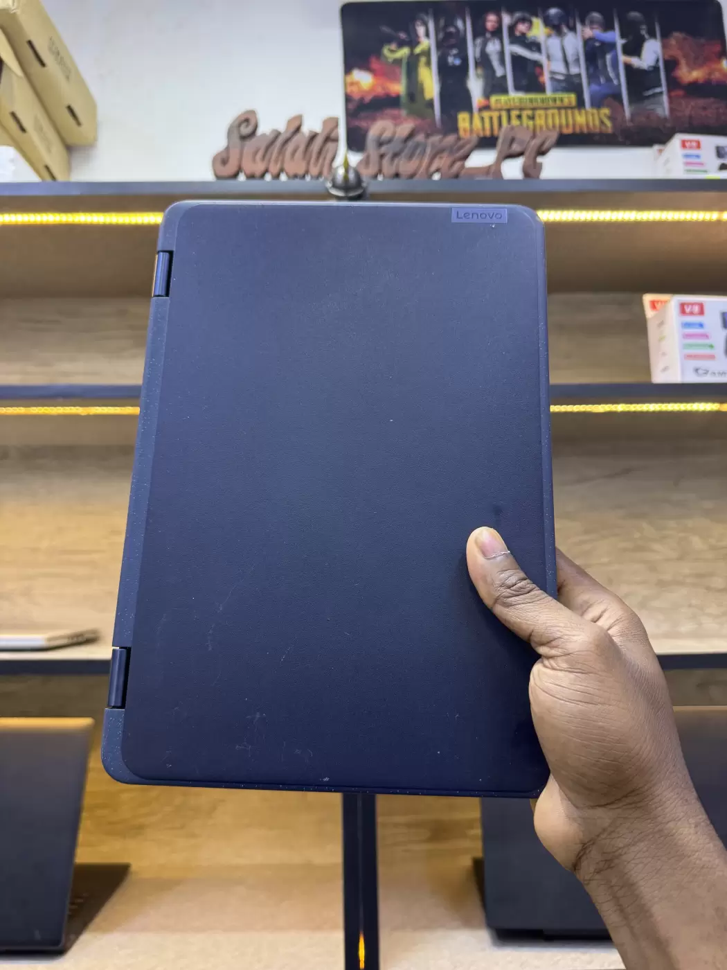 Lenovo 500w Gen 3 (Intel) 8/128