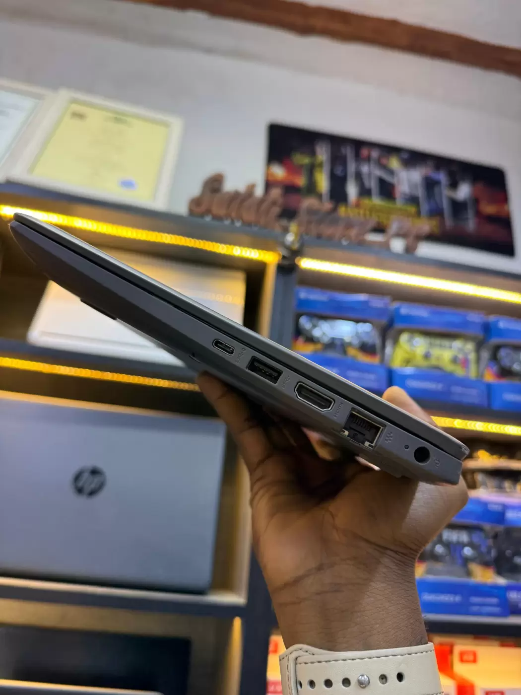 HP ProBook x360 11 G5 EE 12"touchscreen 2in1